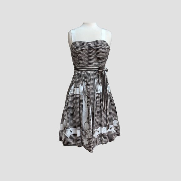Edme & Esyllte Dresses & Skirts - Anthropologie Edme & Esyllte Annona Brown White Bow pattern size 0